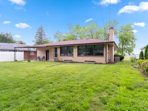 1810 River Dr, Munster, IN 46321 photo 31
