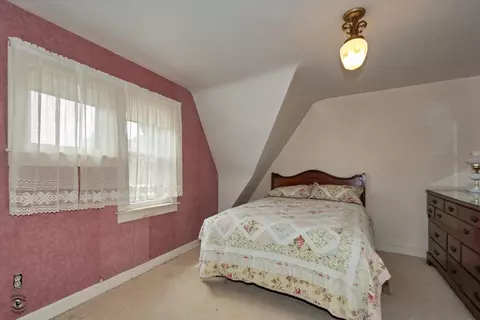 Bedroom - 222 Maxwell St, Crown Point, IN 46307 photo 6 of 7