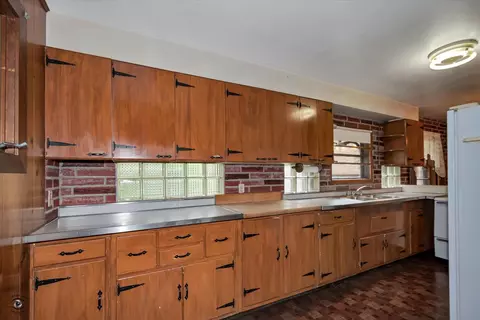Kitchen - 222 Maxwell St, Crown Point, IN 46307 photo 3 of 4