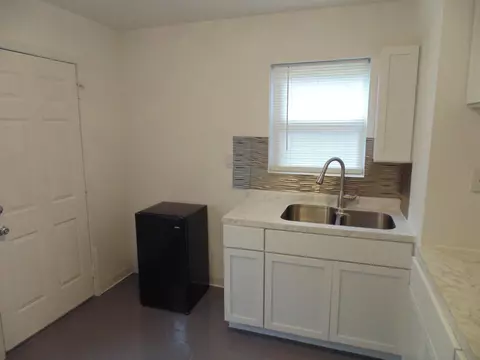 455 Polk St, Gary, IN 46402 photo 11