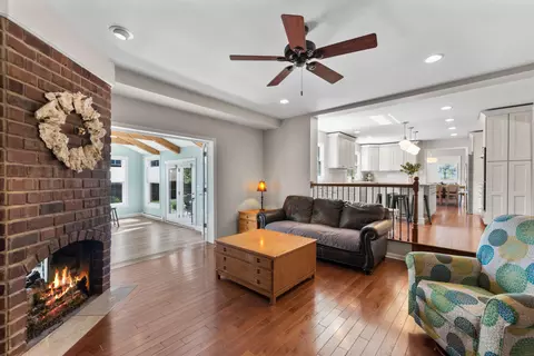9136 Walnut Dr, Munster, IN 46321 photo 15