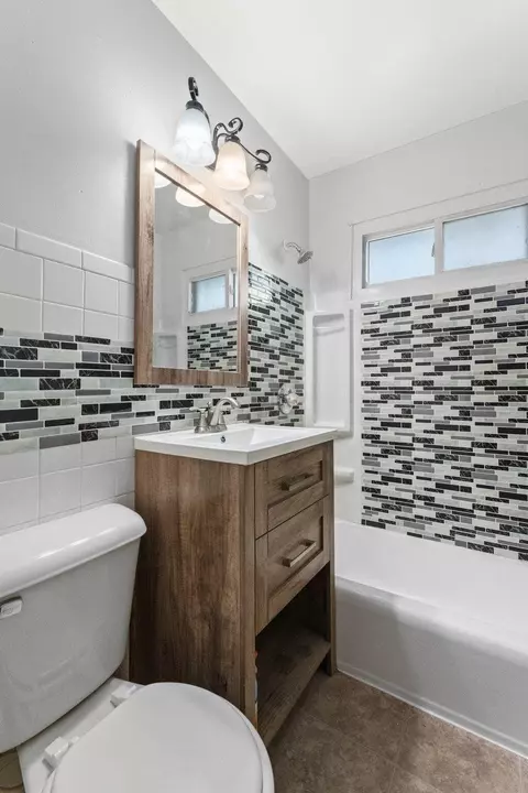 Bath - 1532 Hayes St, Gary, IN 46404 photo 1 of 2