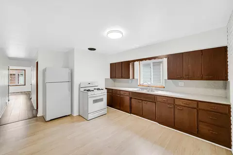 2106 Atchison Ave, Whiting, IN 46394 photo 6