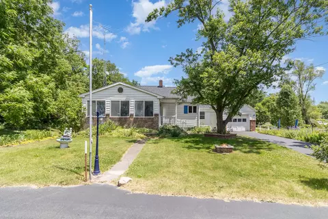 6460 S State Rd 39, North Judson, IN 46366