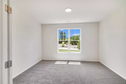 3101 Greenview Dr, Valparaiso, IN 46385 photo 9