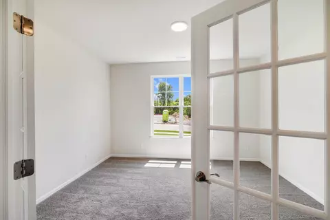 3101 Greenview Dr, Valparaiso, IN 46385 photo 8