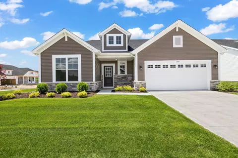 3101 Greenview Dr, Valparaiso, IN 46385 photo 1