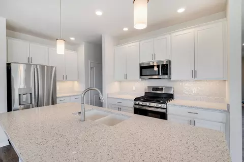 3101 Greenview Dr, Valparaiso, IN 46385 photo 12