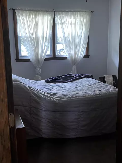 Bedroom - 429 N Dwiggins St, Griffith, IN 46319 photo 3 of 4