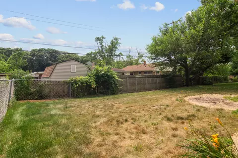 6763 Ash Ave, Gary, IN 46403 photo 22