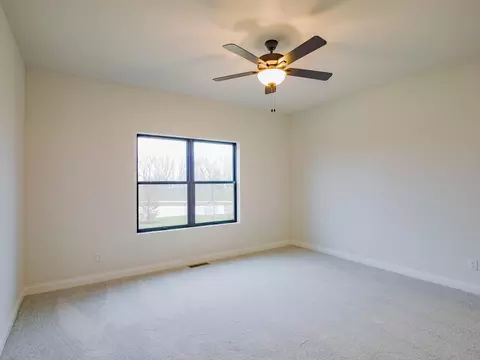 3108 Forestside Ln, Valparaiso, IN 46385 photo 18
