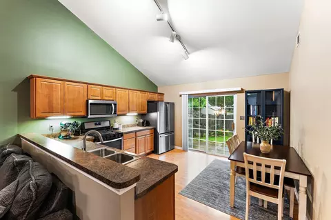 944 N Colfax St, Griffith, IN 46319 photo 7