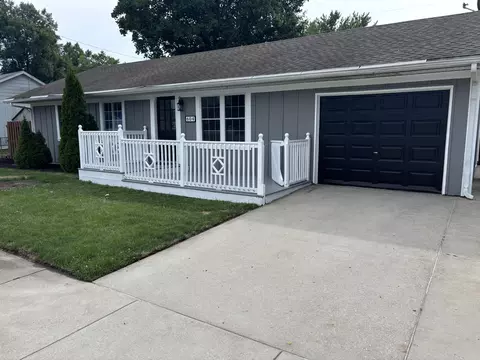 604 Fernway Rd, Kingsford Heights, IN 46346