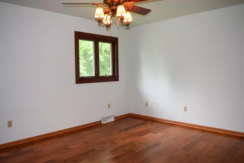 Bedroom - 12331 W 103rd Ct, Saint John, IN 46373 photo 1 of 4
