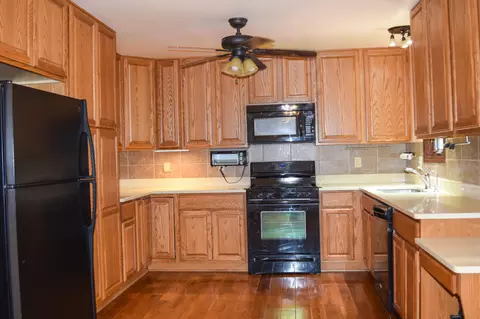 Kitchen - 12331 W 103rd Ct, Saint John, IN 46373 photo 1 of 1