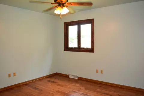 Bedroom - 12331 W 103rd Ct, Saint John, IN 46373 photo 3 of 4