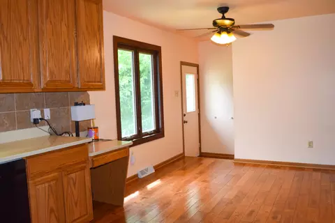 Living - 12331 W 103rd Ct, Saint John, IN 46373 photo 1 of 2