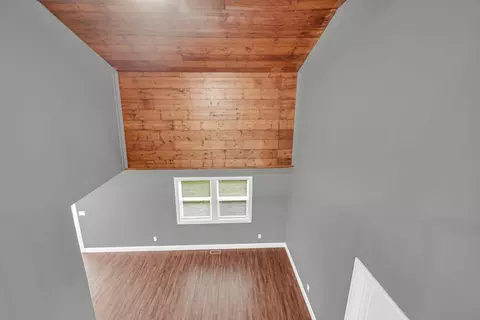 Entry Way - 9751 N Grant St, De Motte, IN 46310 photo 2 of 3