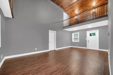 Living - 9751 N Grant St, De Motte, IN 46310 photo 3 of 3