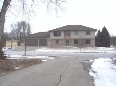 8075 Beech Ave, Munster, IN 46321 photo 1