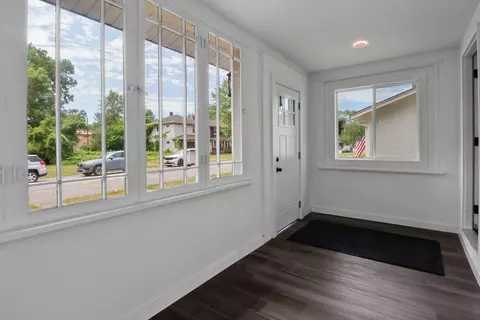 369 Fillmore St, Gary, IN 46402 photo 17