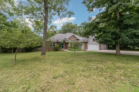 5750 E 1168, De Motte, IN 46310 photo 4