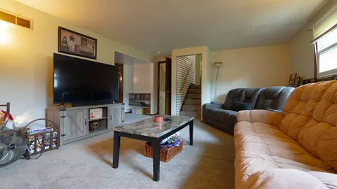942 Mohawk Dr, Crown Point, IN 46307 photo 11