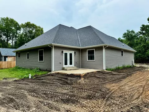Exterior - 1203 S Roosevelt Rd, Knox, IN 46534 photo 2 of 2