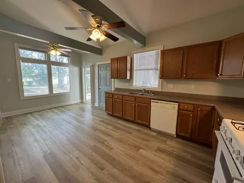 Kitchen - 623 Cherry St, Hammond, IN 46324 photo 4 of 6