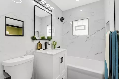 Bath - 4817 Washington St, Gary, IN 46408 photo 1 of 1