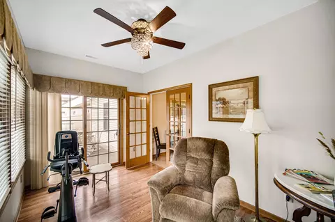 1228 Sawgrass Dr, Griffith, IN 46319 photo 12