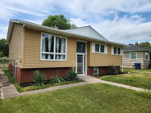 2172 Chase St, Gary, IN 46404 photo 1