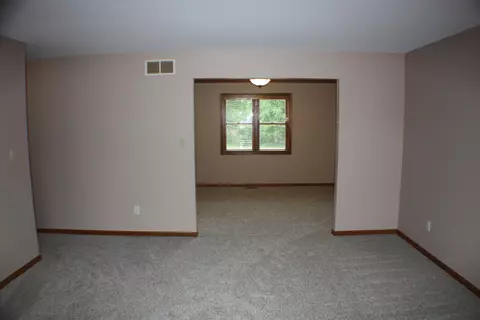 2604 41st Pl, Highland, IN 46322 photo 8