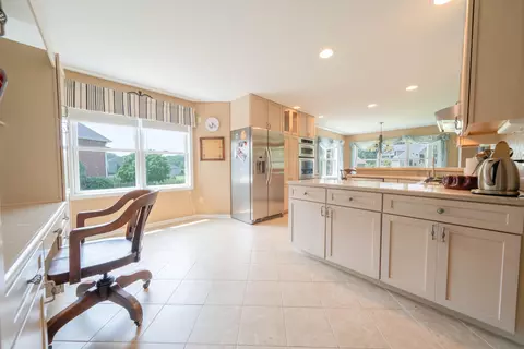 954 Ryan Ct, Crown Point, IN 46307 photo 6