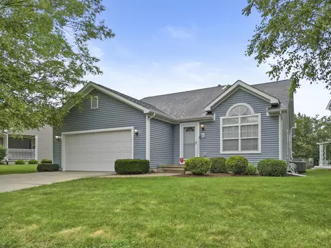 Exterior - 12 Edinburgh Ct, Valparaiso, IN 46385 photo 2 of 7