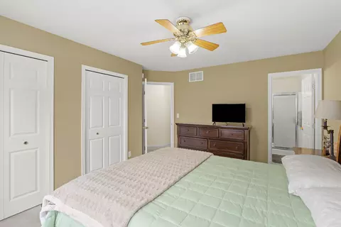 Bedroom - 12 Edinburgh Ct, Valparaiso, IN 46385 photo 2 of 3