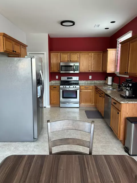 Kitchen - 8026 Knickerbocker Pl, Dyer, IN 46311 photo 2 of 3