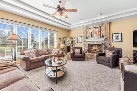 10007 Sequoia Ln, Munster, IN 46321 photo 11