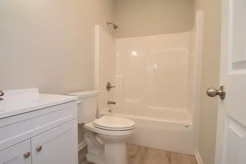 745 Blackstone Ct, Kouts, IN 46347 photo 11