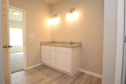 745 Blackstone Ct, Kouts, IN 46347 photo 7