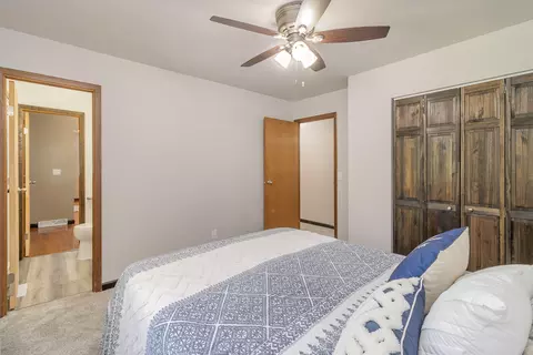 Bedroom - 660 Mohawk Dr, Lowell, IN 46356 photo 2 of 6