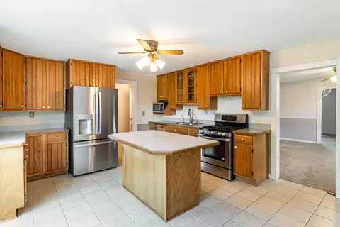 Kitchen - 19007 Chase St, Lowell, IN 46356 photo 1 of 2