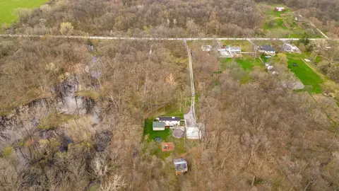 View/Area - 8951 E 137th Ave, Hebron, IN 46341 photo 6 of 7