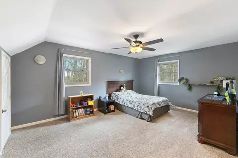 Bedroom - 8951 E 137th Ave, Hebron, IN 46341 photo 4 of 5
