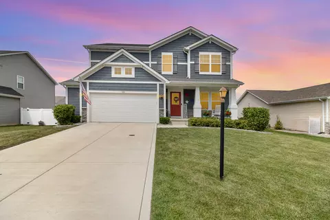 530 Hampton Manor Ct, Valparaiso, IN 46385