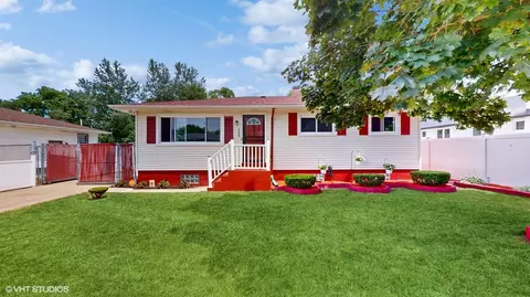 1333 Hanley St, Gary, IN 46406 photo 1