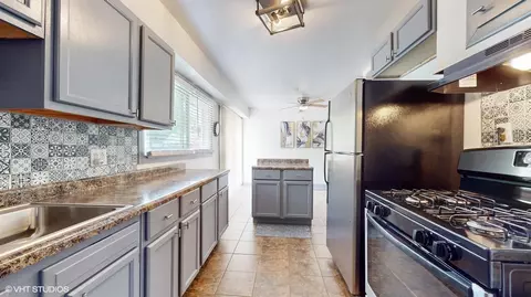 1333 Hanley St, Gary, IN 46406 photo 9