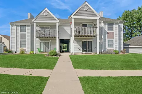 1069 Millpond Rd #G, Valparaiso, IN 46385