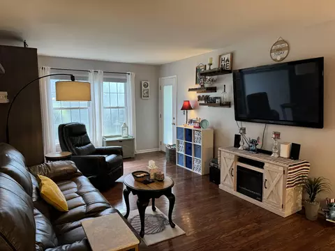 Living - 120 A Pine Dr, Porter, IN 46304 photo 2 of 2