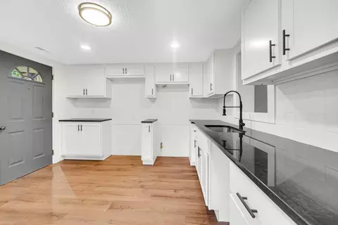 Entry Way - 301 E Grove St, Morocco, IN 47963 photo 1 of 3